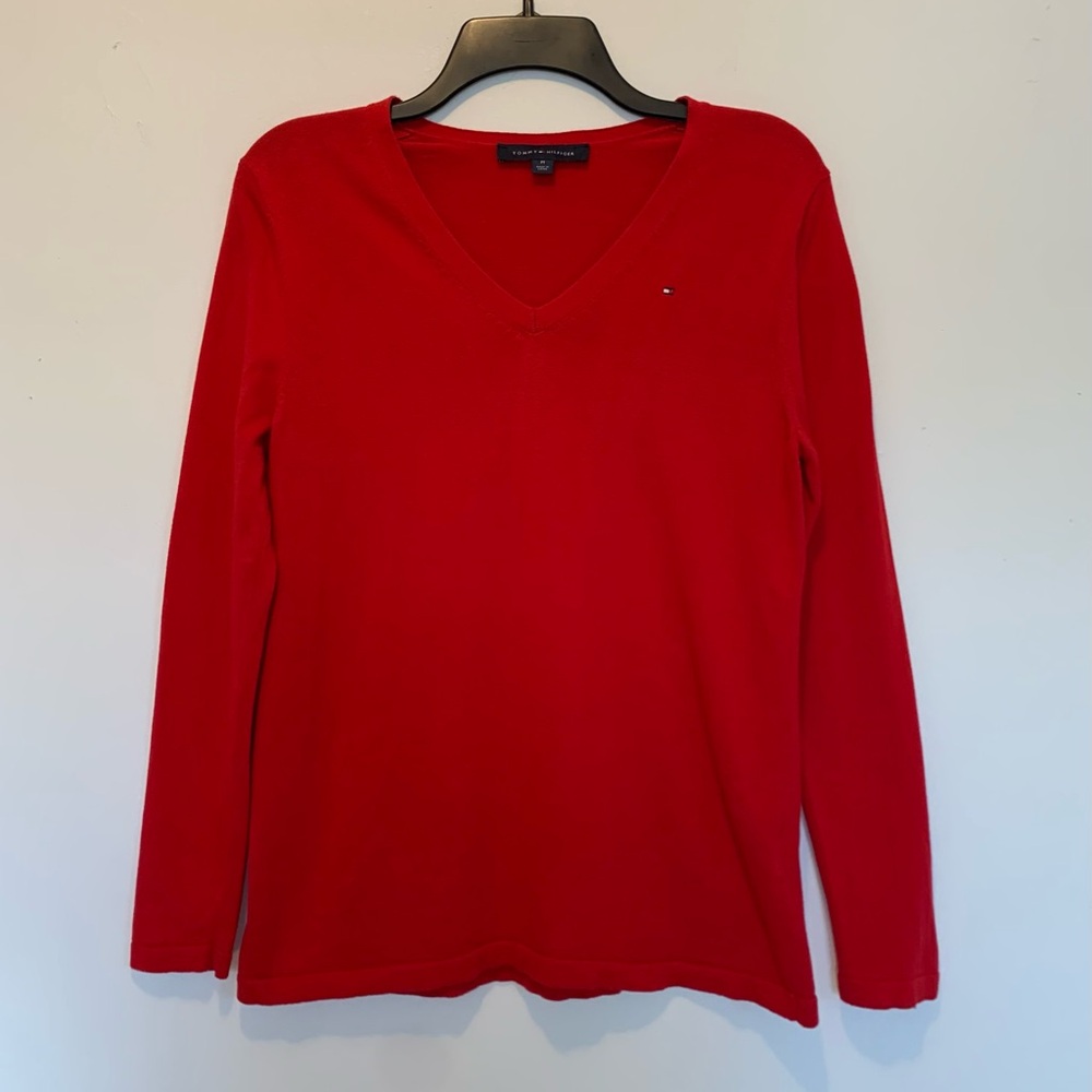 Tommy Hilfiger Red V-Neck Sweater Medium Cotton